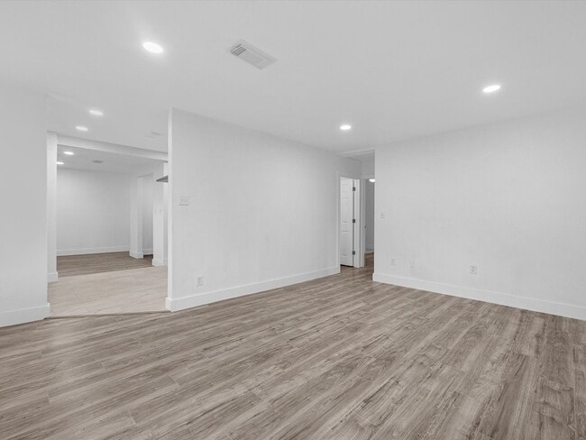 Photo - 1217 Randall St