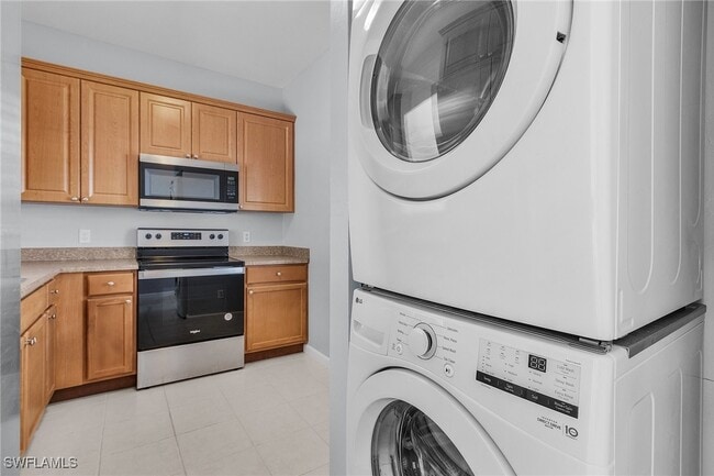 Photo - 6091 Lakefront Dr