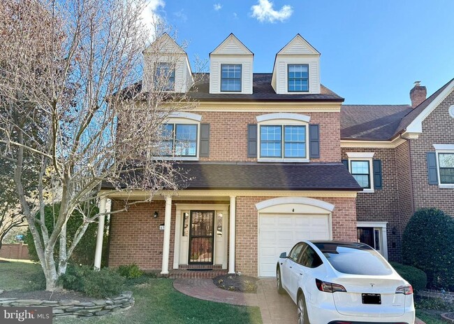 Photo - 6319 Chaucer View Cir Townhome