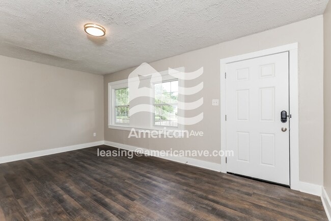 Photo - 214 Wilshire Ave