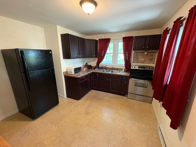 Photo - 4 Seawanhaka Ave
