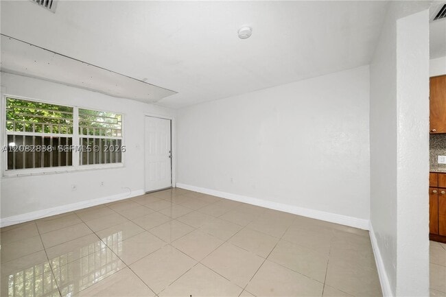 Photo - 5545 NW 3rd Ave Unit E