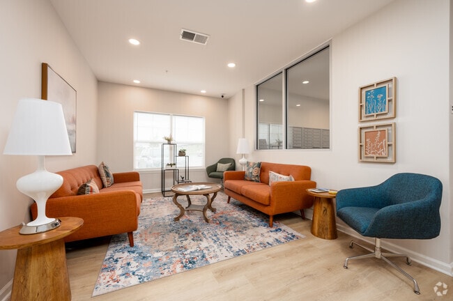 Zona de estar - Founders Square Senior Housing