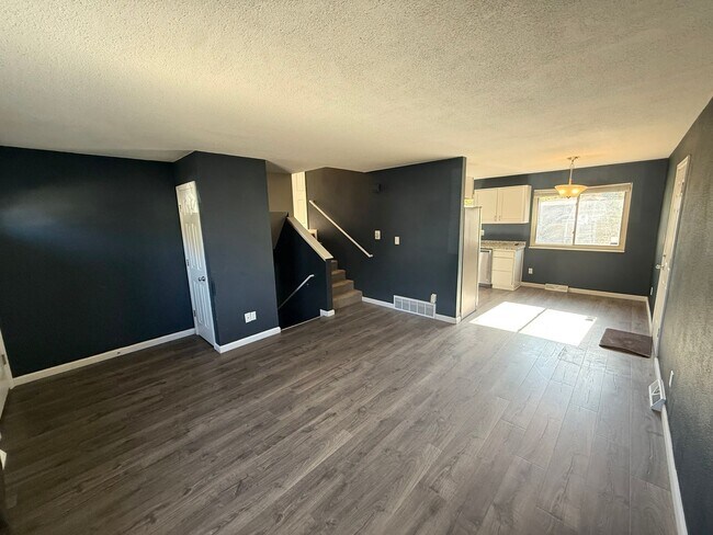 Photo - 3 Bedroom Home with Large Yard