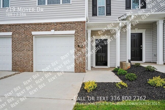Photo - 219 Moyer Dr