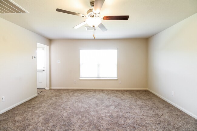 Photo - 26717 Frost Dr