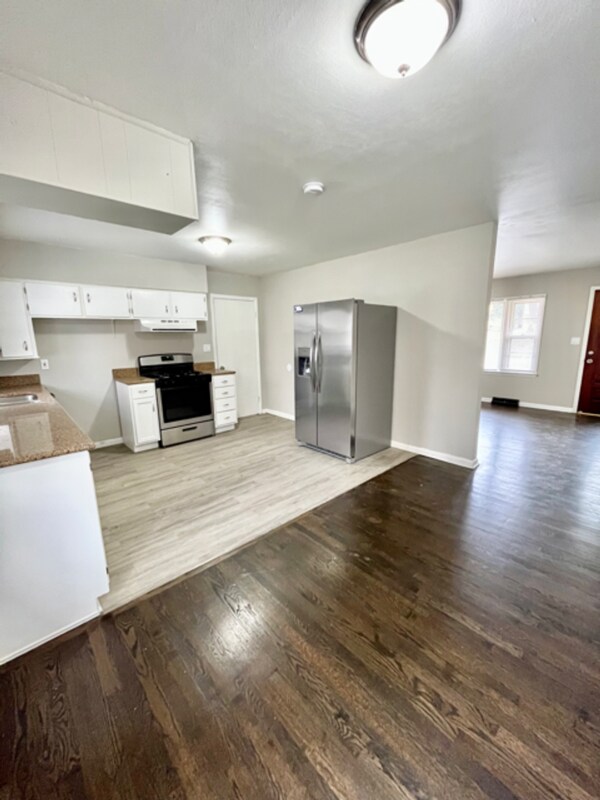 Photo - 9722 E 13th St S