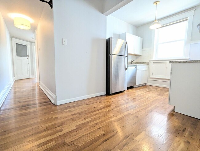 6408 Alamo Ave Unit 2W