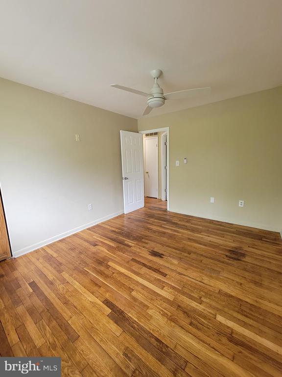 Photo - 6706 Blacklog St