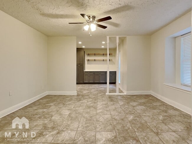 Photo - 4635 Deer Point Dr