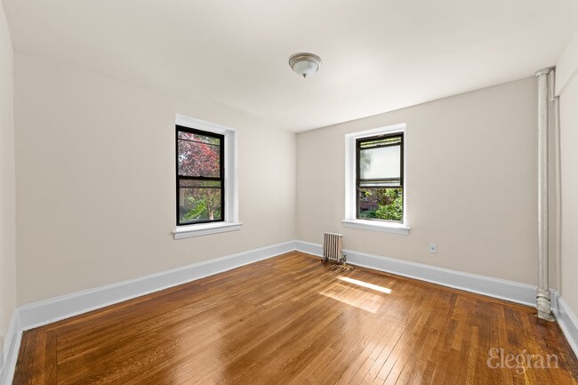 Photo - 37-52 80th St Unidad APT 4A