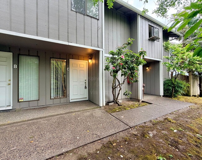 Building Photo - 19378 NW Mahama Way Unit C
