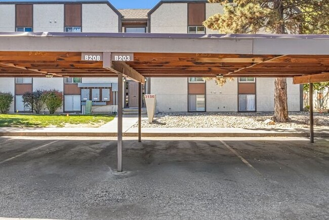Photo - Easy Living Starts Here | 2 Bedroom Lakeside Condo