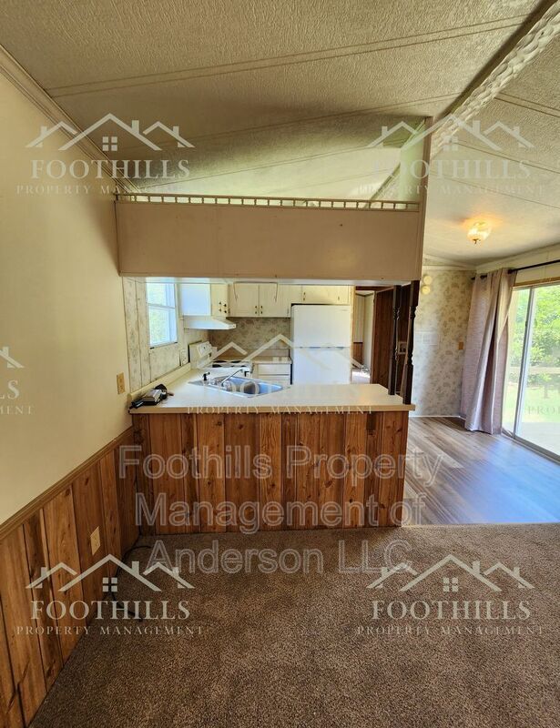 Photo - 408 Old Green Pond Rd