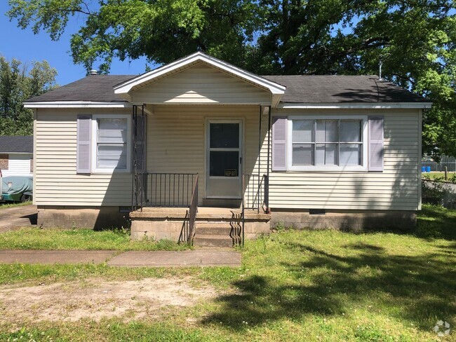 Building Photo - 956 Cummings Ave Rental