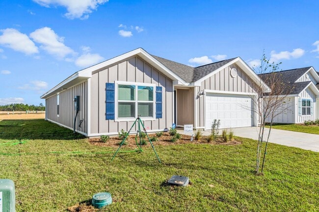 Photo - 733 Quintana St