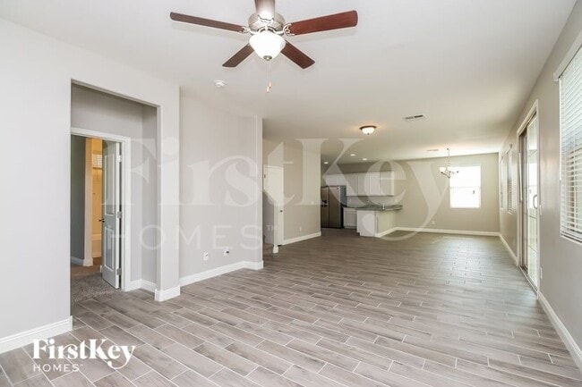 Photo - 259 N Sunrise