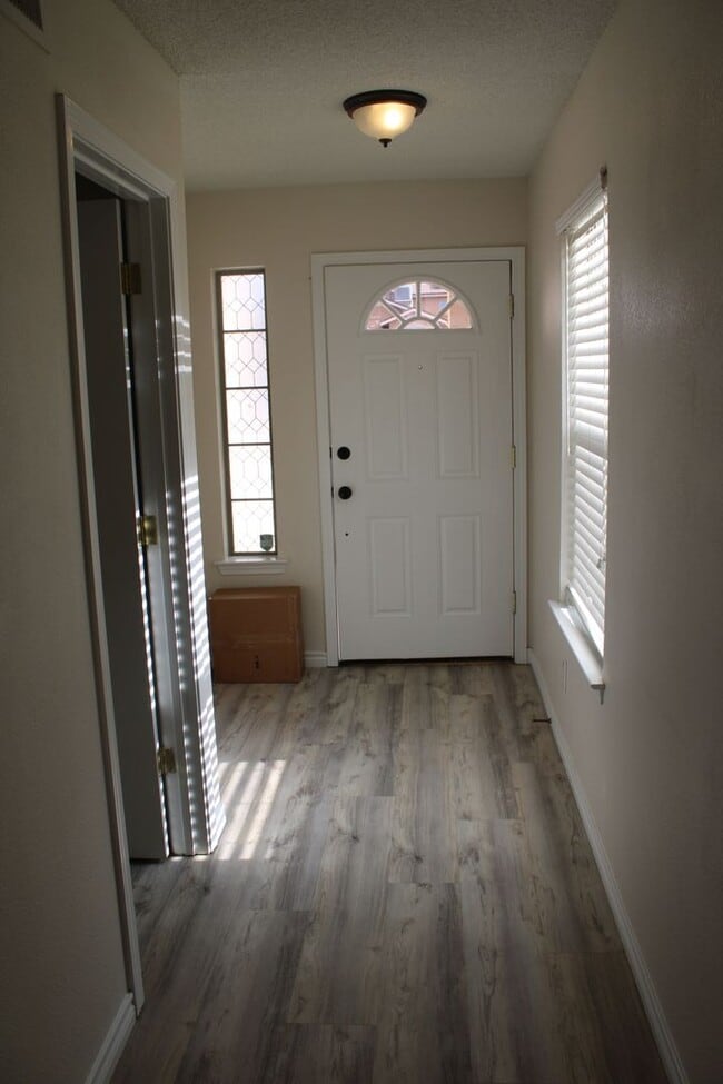 Photo - 14313 Island Point Dr