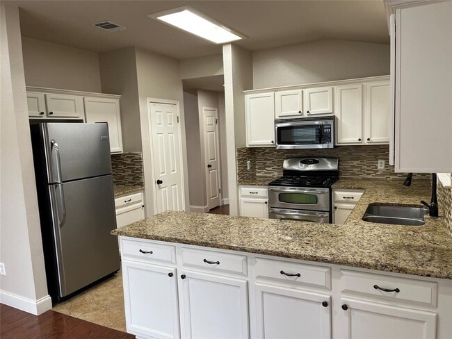 Photo - 1204 Jordan Ln