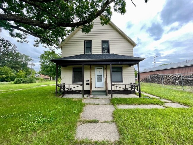 Building Photo - 2644 8th St