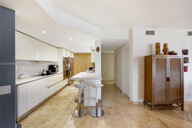 Photo - 701 Brickell Key Blvd