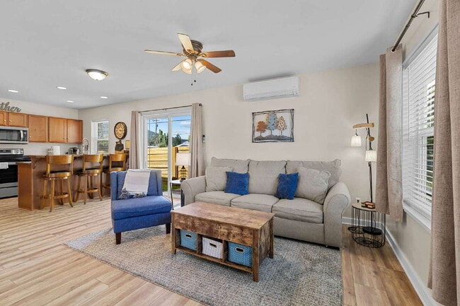 Photo - Charming & centrally located- Avail October 1st thru May 31st.