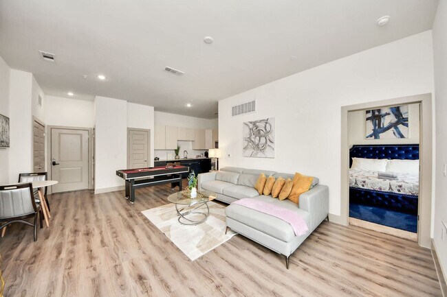 Photo - 18210 Park Row Blvd Unit SI FL1-ID1604341P