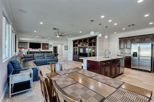 Photo - 5056 Shadow Palm Ct