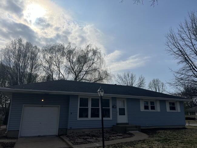 Photo - 120 Alberto Ln