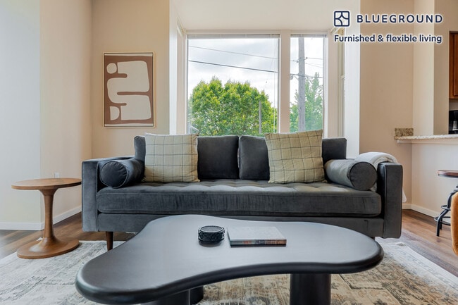 Photo - 5101 25th Ave NE Unit FL1-ID925