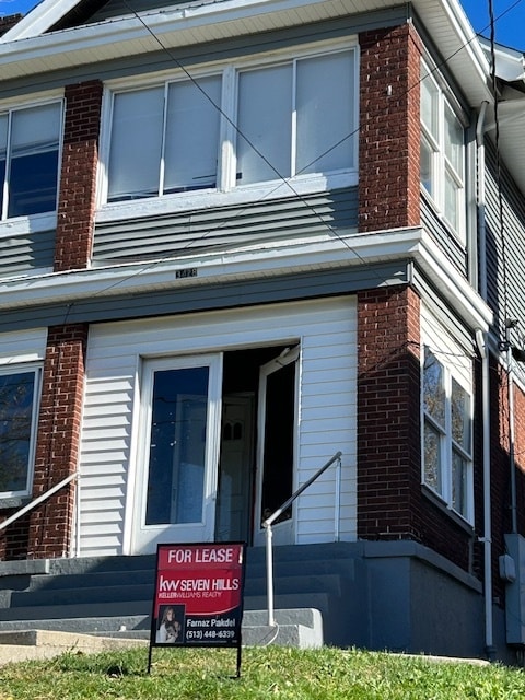 Building Photo - 3428 Harvey Ave Unit #3