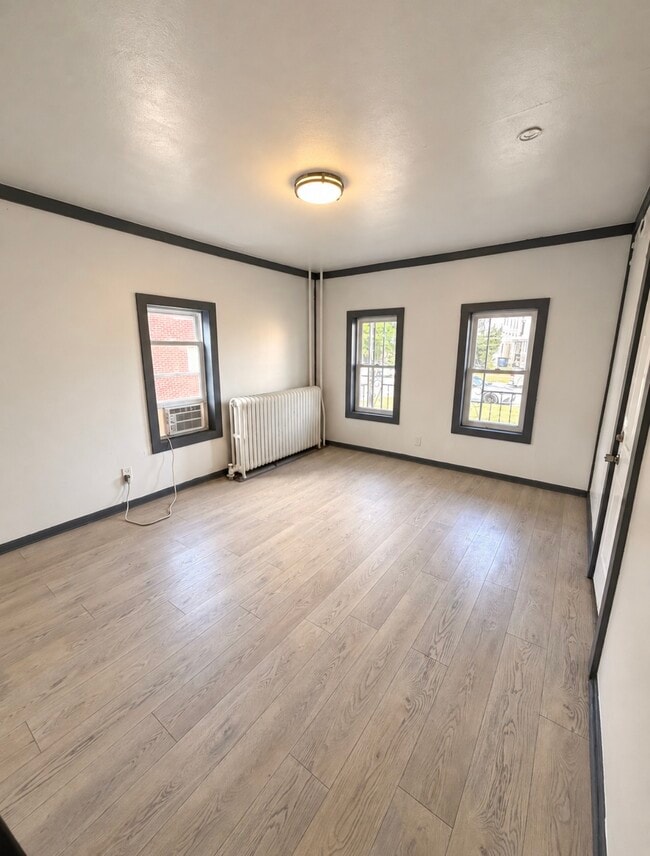 703 W Clinton St Unit 1