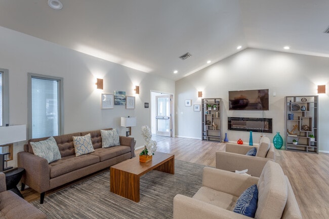 Photo - Richland Court