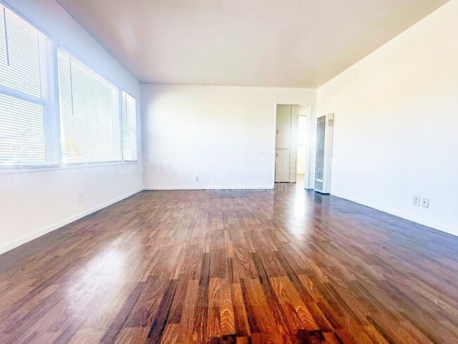 Photo - 109 Rochex Ave