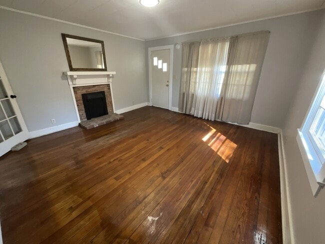 Photo - 1214 Spring St