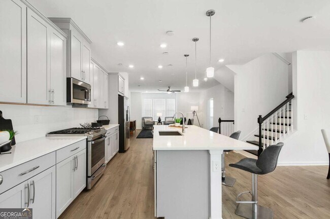 Photo - 1417 Halstead Pl