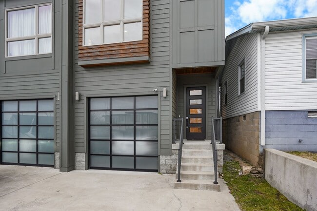 Photo - 4638 Kentucky Ave