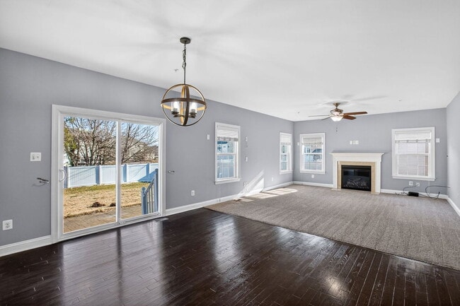 Photo - 46809 Shelton Dr