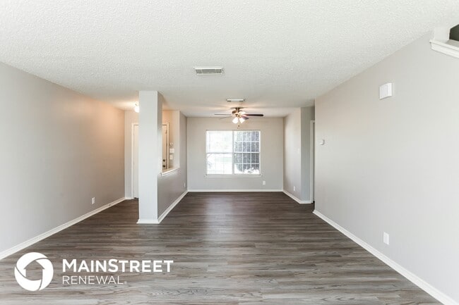 Photo - 6135 Lyndell Spring