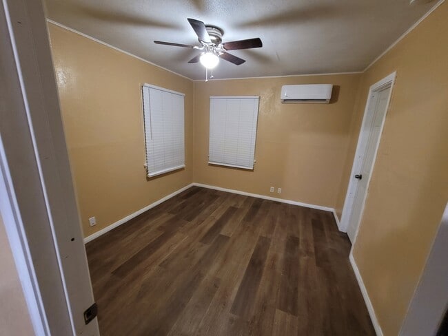 Building Photo - 15814 N St