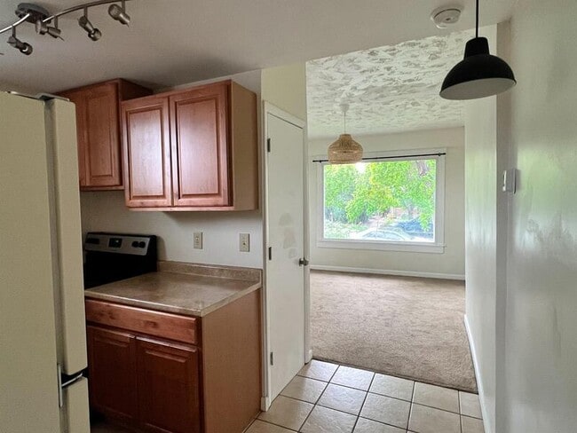 Photo - 867 Browning Ave Unit 2