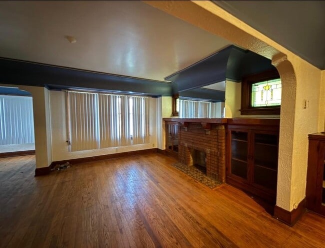 Photo - 5439 N 40th St Unit 5439 Lower