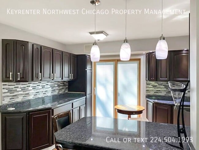 Photo - 1001 West Dr