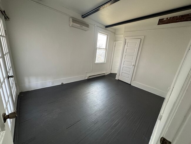 Photo - 608 S 24th St