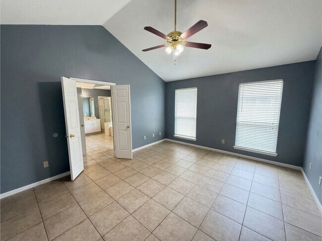 Photo - 8926 Diamond Lake Ln