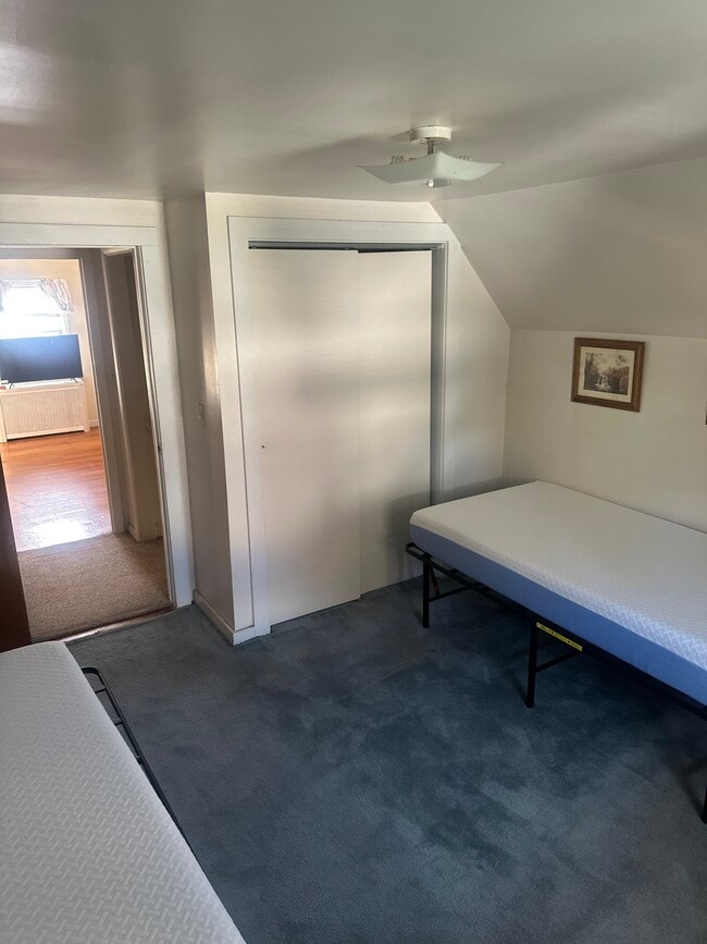 Photo - 151 Warner St