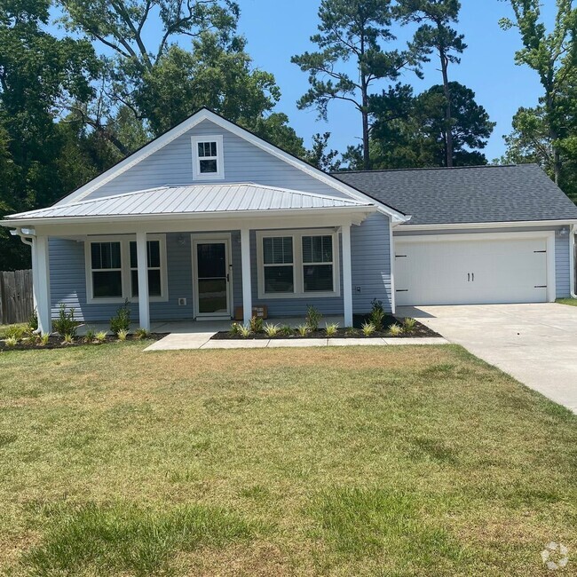Building Photo - Minutes to the Lake Rental