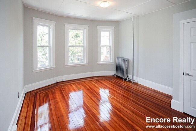 Photo - 42 William St