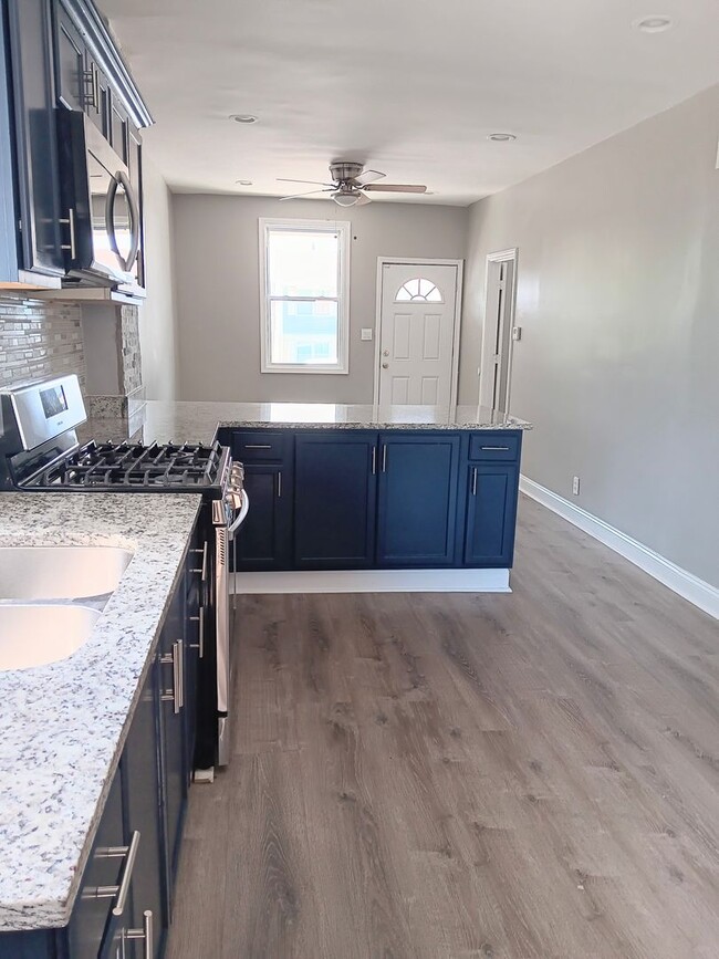 Photo - Gorgeous 4 bed, 2 bath located in the Heart of East Chicago