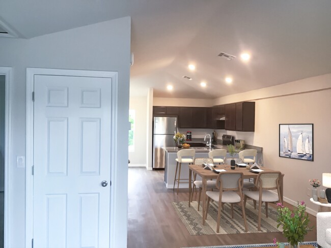 Photo - 27074 Adams St